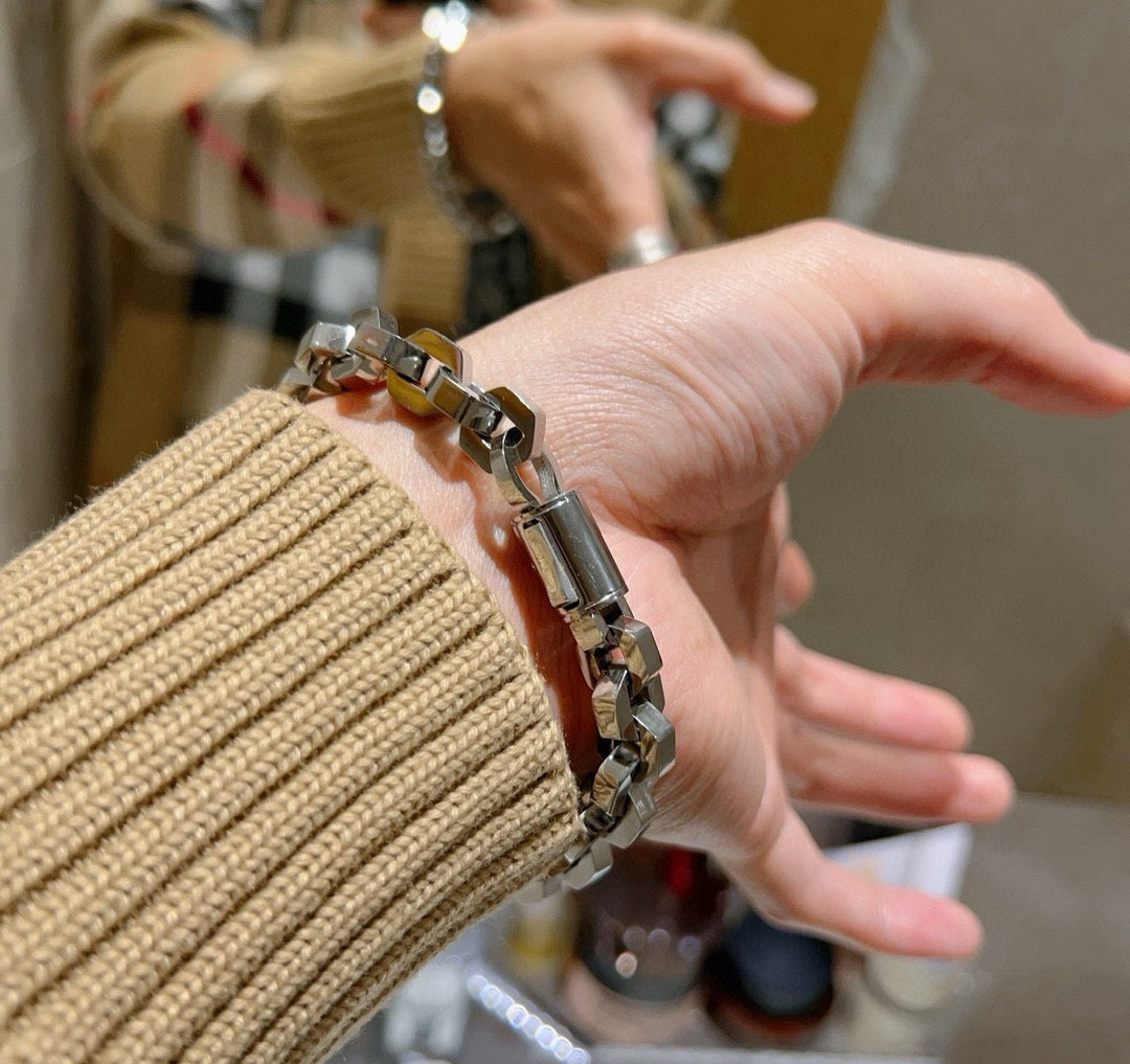 Martin Graham bracelet in polished metal-tone – main product view