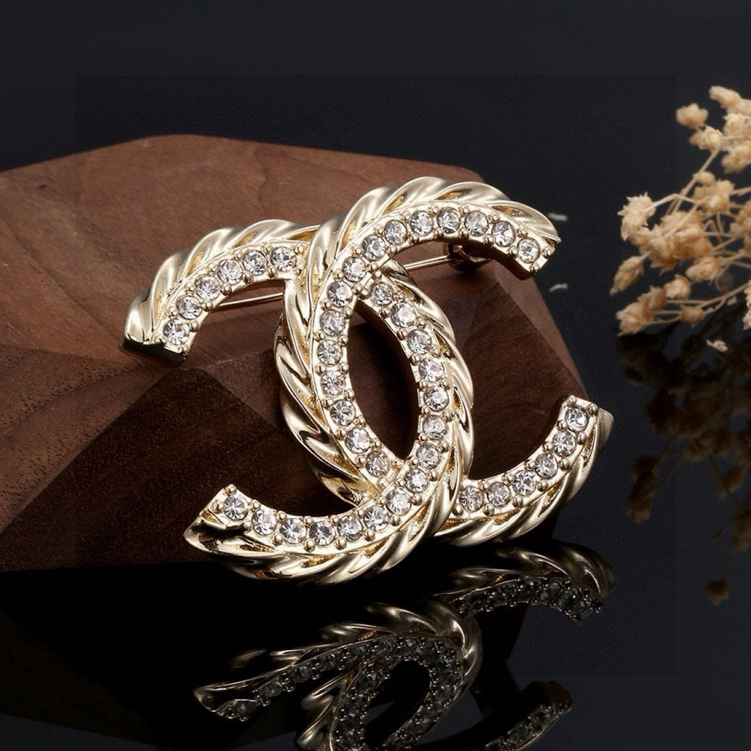 Martin Graham brooch in polished metal-tone – main product view