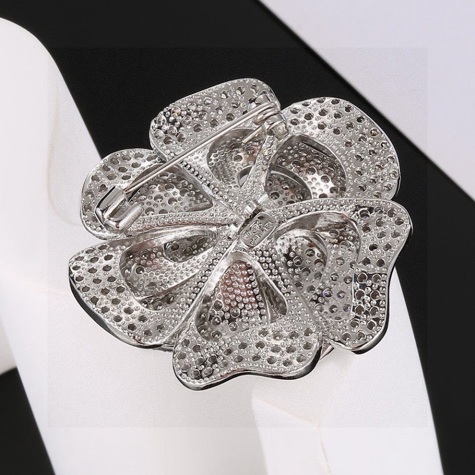 Martin Graham brooch in polished metal-tone – main product view