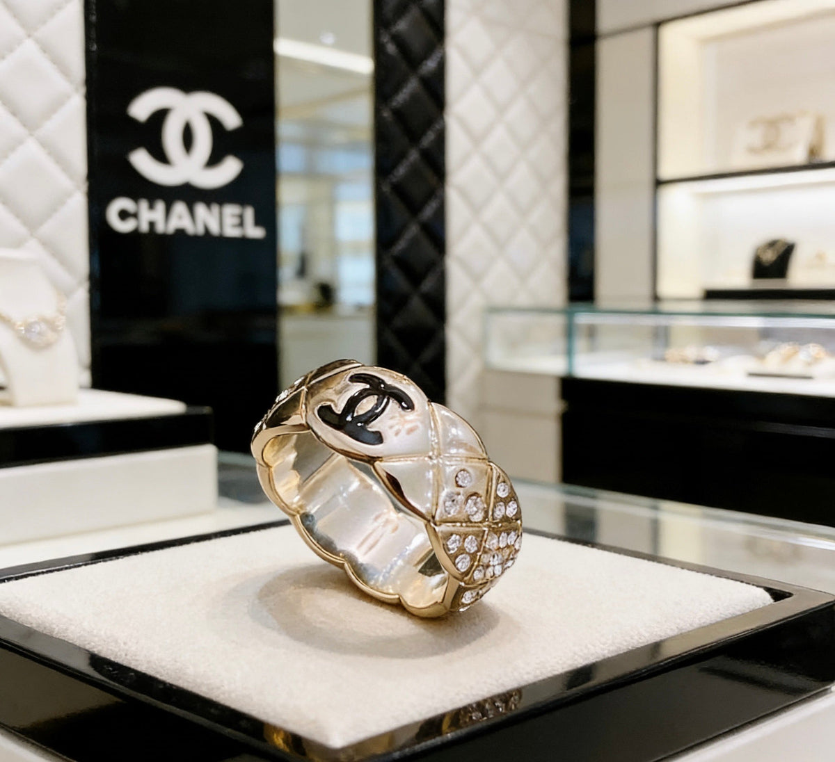 Martin Graham ring in polished metal-tone – main product view