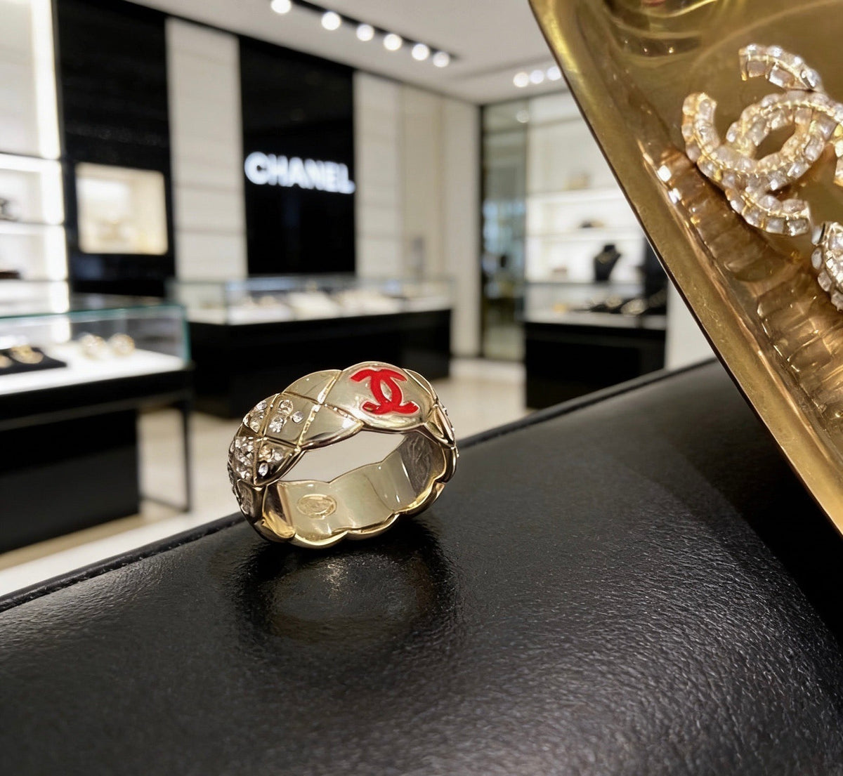 Martin Graham ring in polished metal-tone – styled product view