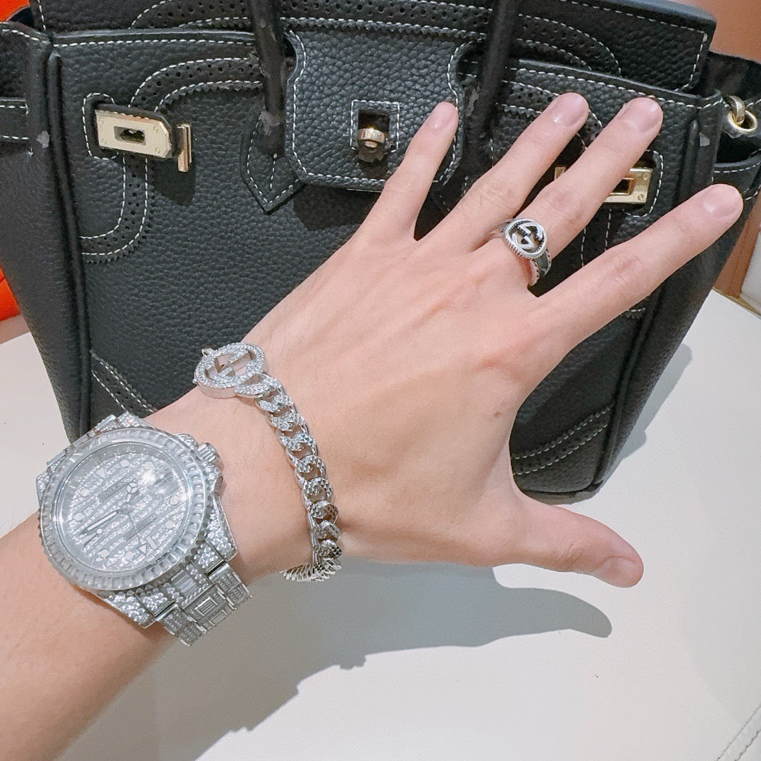 Martin Graham bracelet in polished metal-tone – detail view