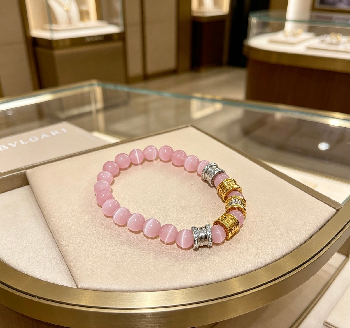 Martin Graham ring in polished metal-tone – detail view