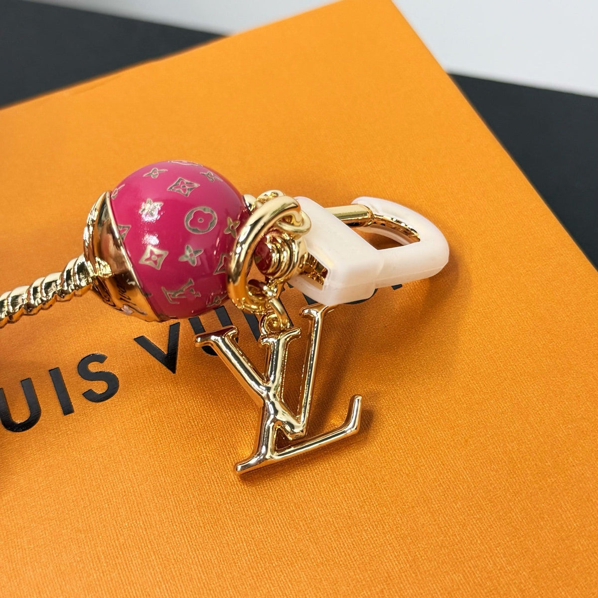 Martin Graham keychain in polished metal-tone – main product view
