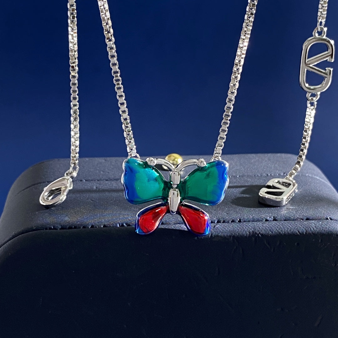 Martin Graham pendant necklace in polished metal-tone