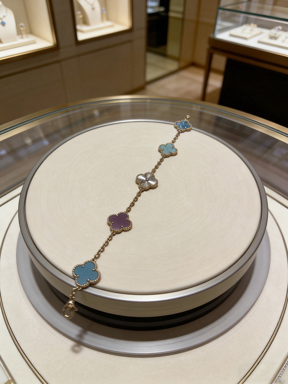 Martin Graham bracelet in polished metal-tone – close-up detail