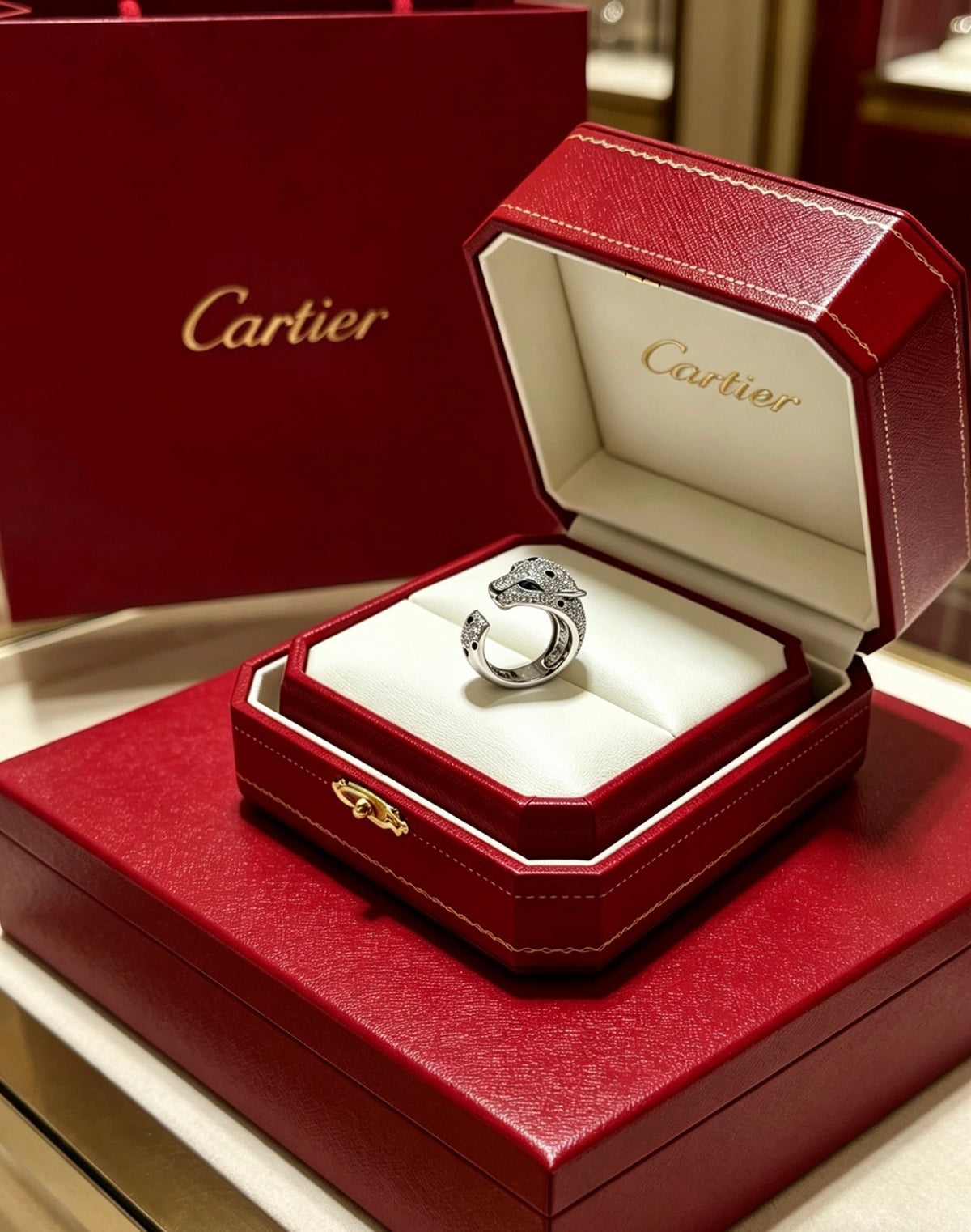 Martin Graham ring in polished metal-tone – front view