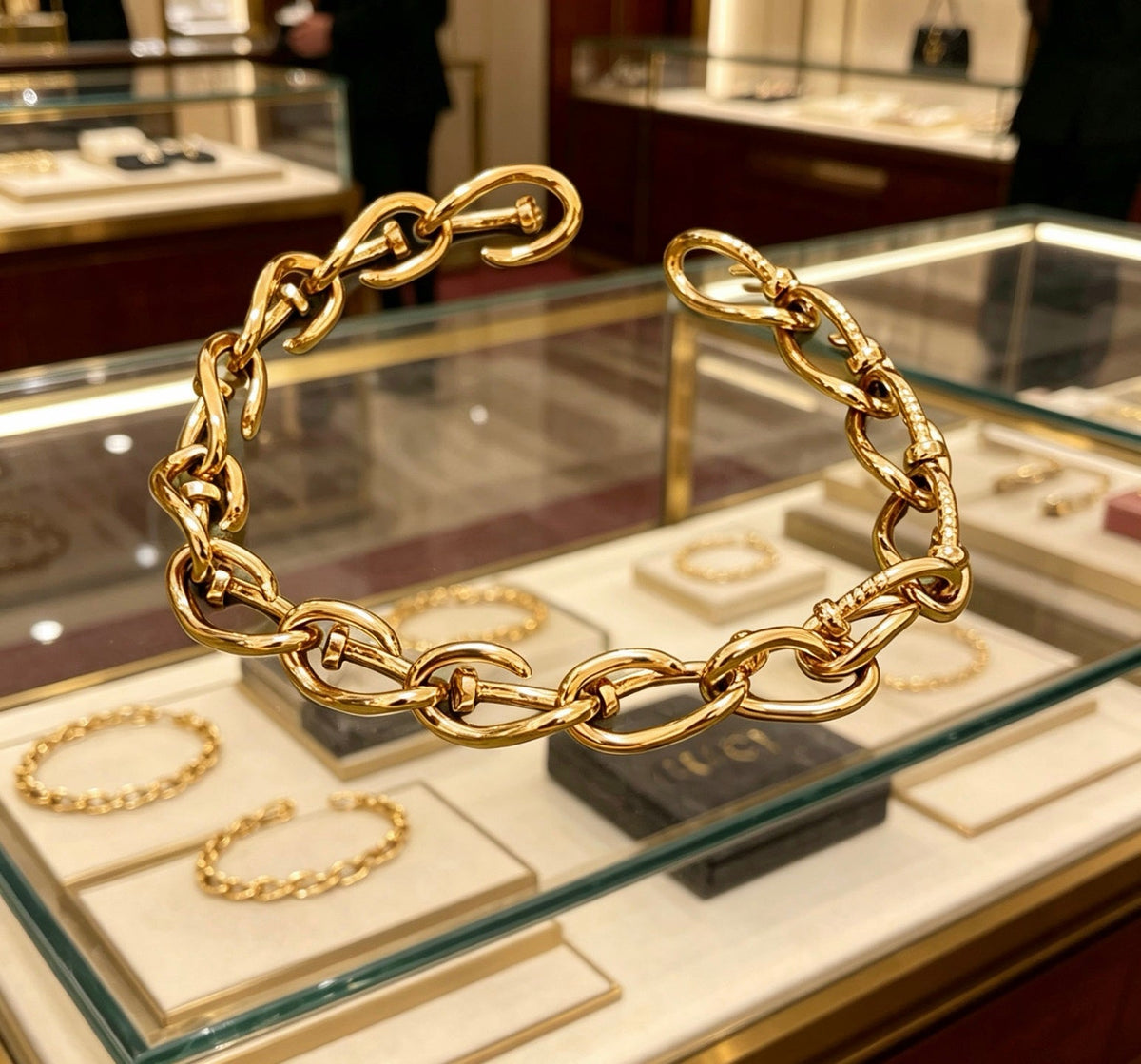 Martin Graham bracelet in polished metal-tone – side detail
