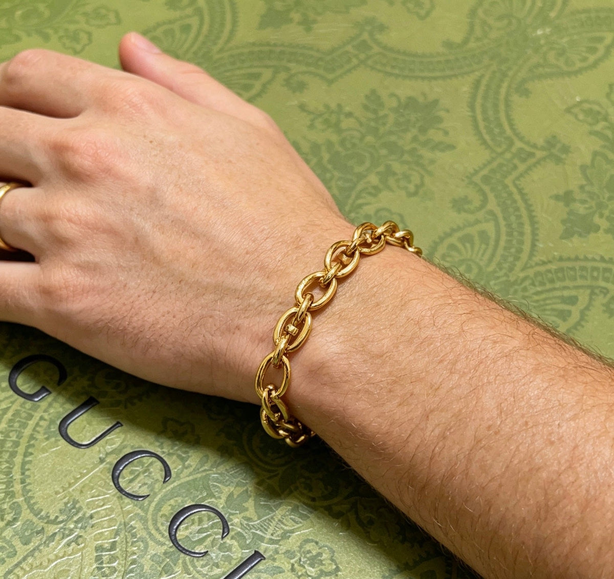 Martin Graham bracelet in polished metal-tone – detail view