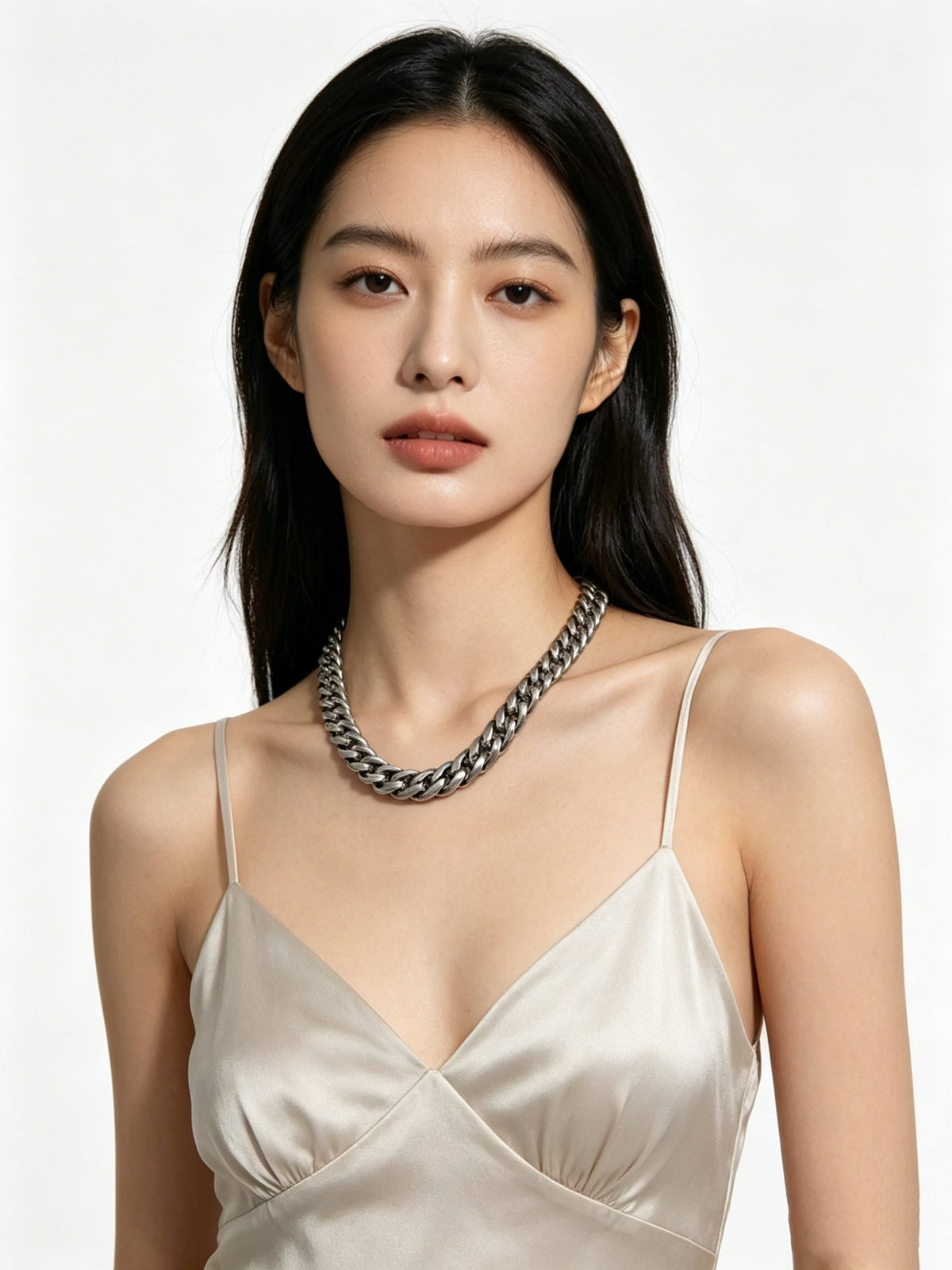 Martin Graham pendant necklace in polished metal-tone – side detail