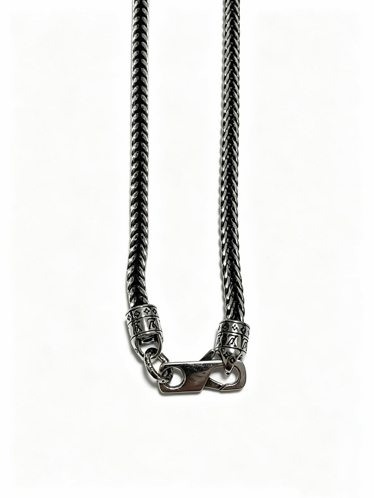 Martin Graham pendant necklace in polished metal-tone – detail view