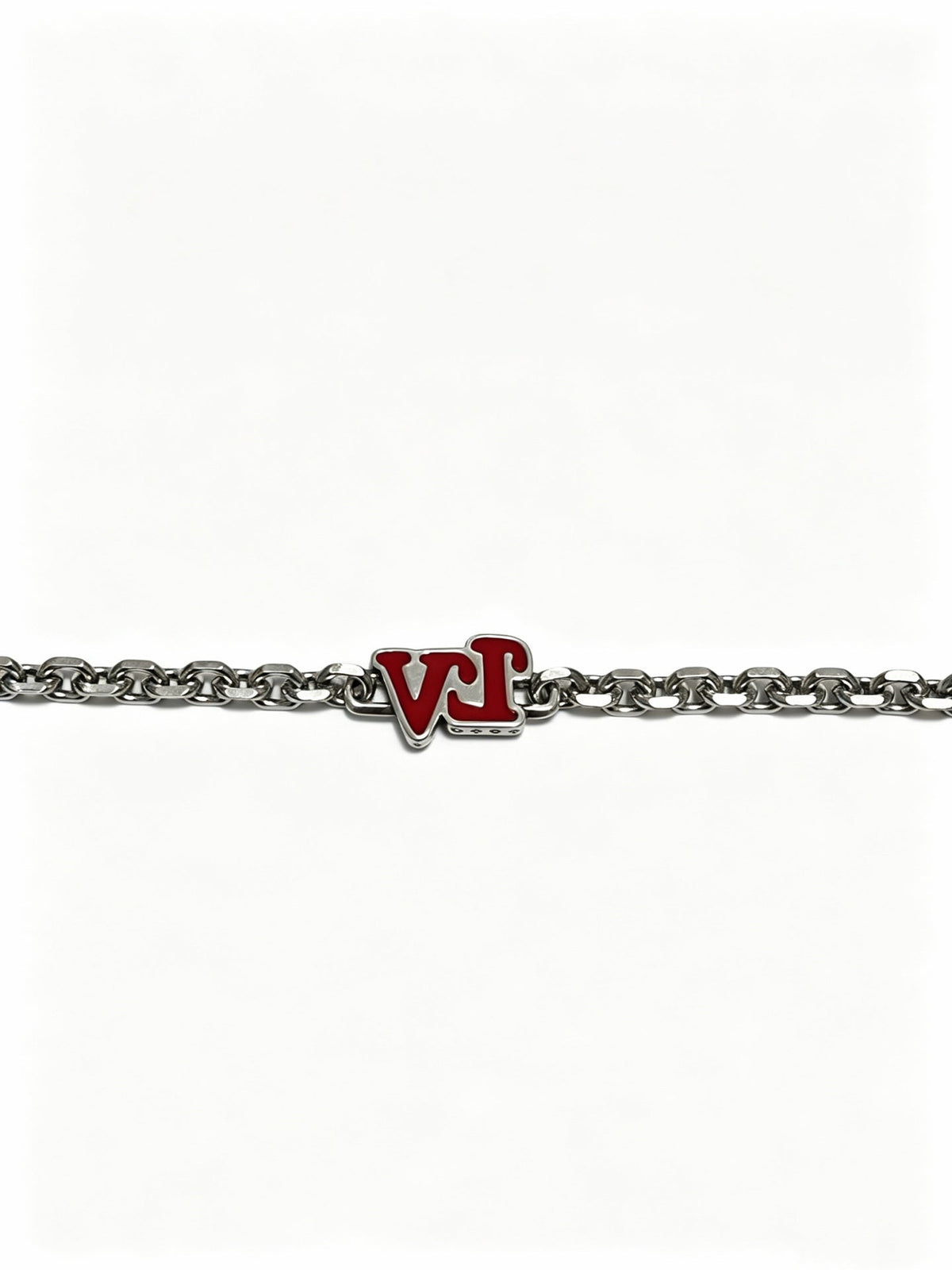 Martin Graham pendant necklace in polished metal-tone – detail view
