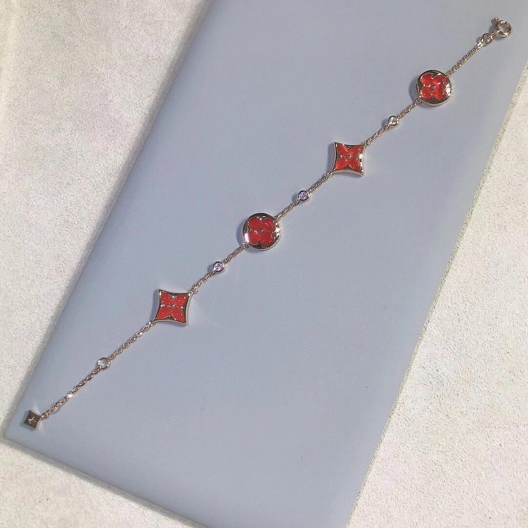 Martin Graham bracelet in polished metal-tone – styled product view