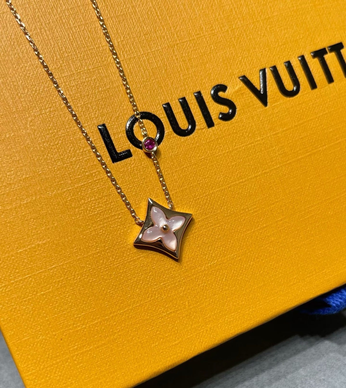 Martin Graham pendant necklace in polished metal-tone – front product view