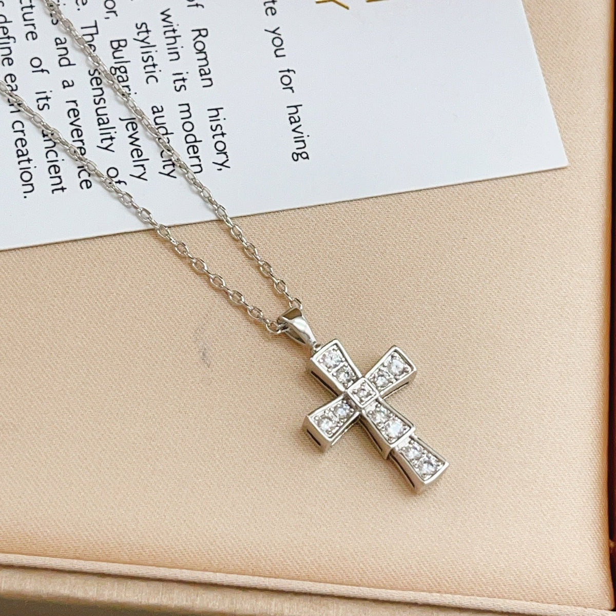 Martin Graham pendant necklace in polished metal-tone – detail view