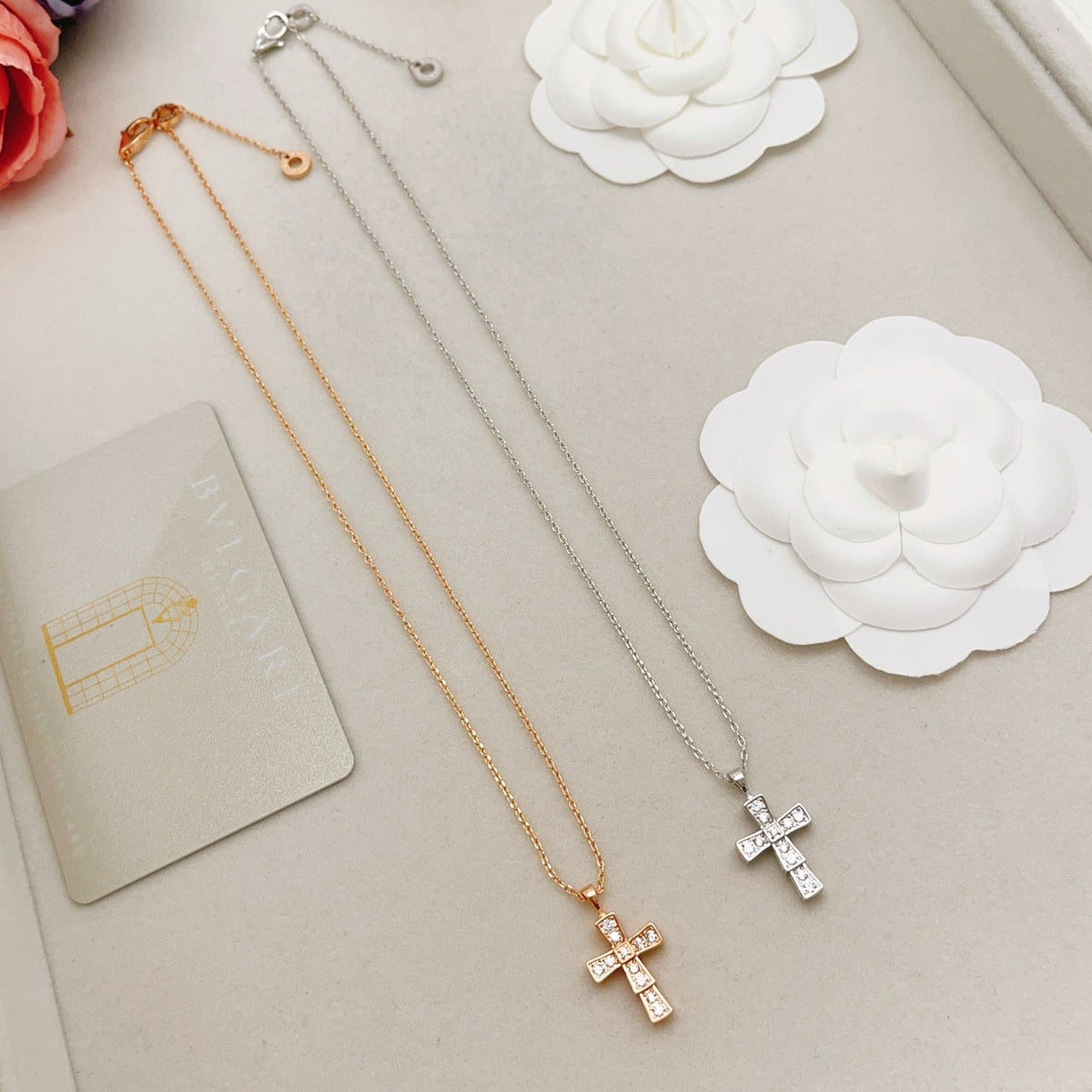 Martin Graham pendant necklace in polished metal-tone – main product view