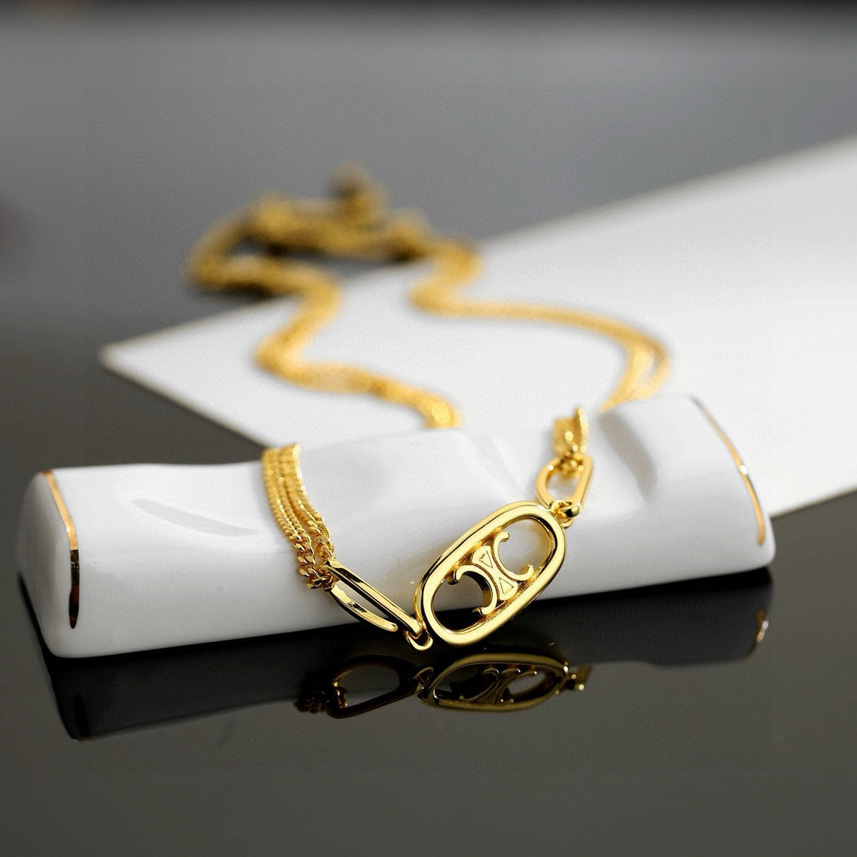 Martin Graham bracelet in polished metal-tone – detail view