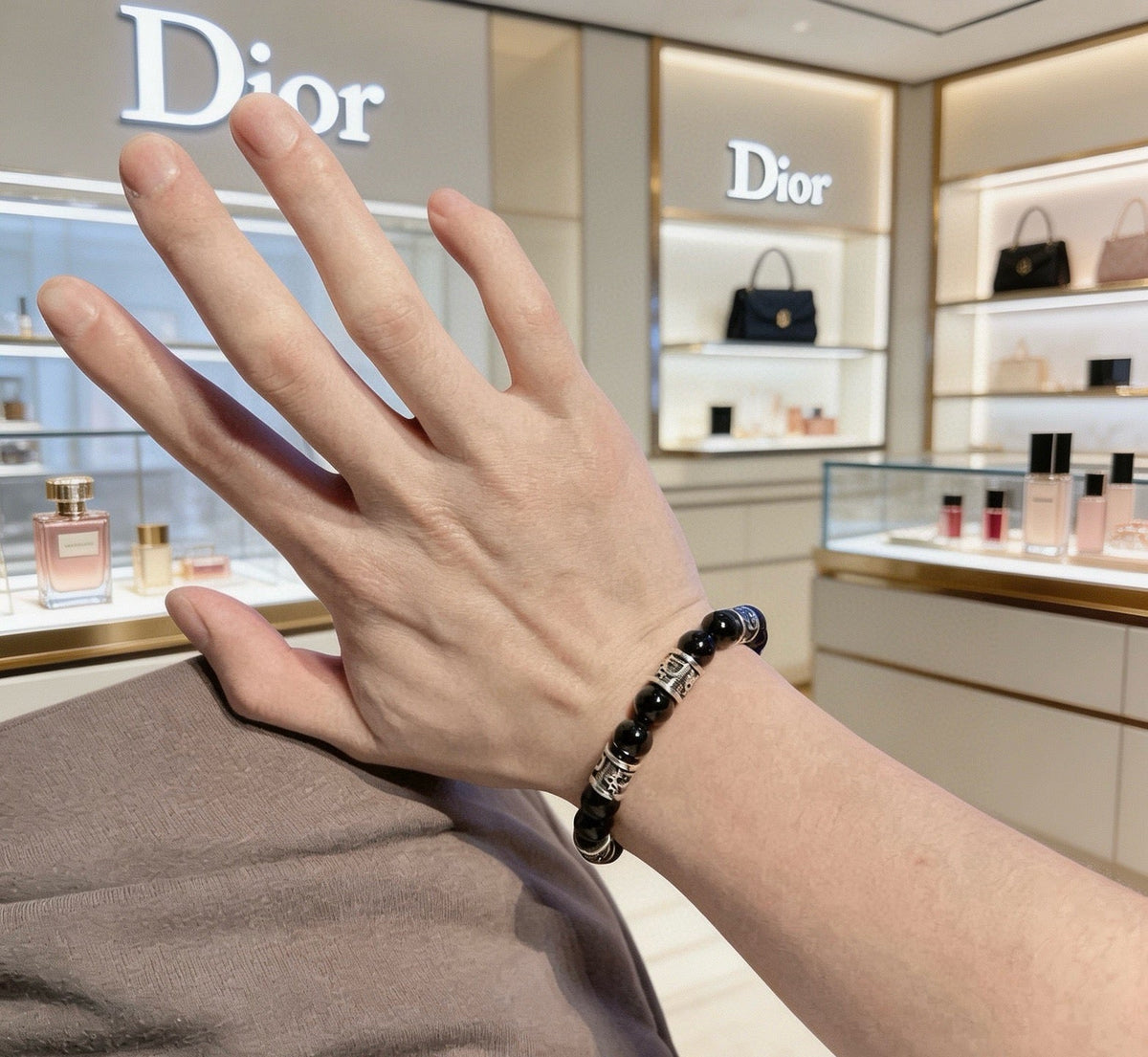 Martin Graham bracelet in polished metal-tone – detail view