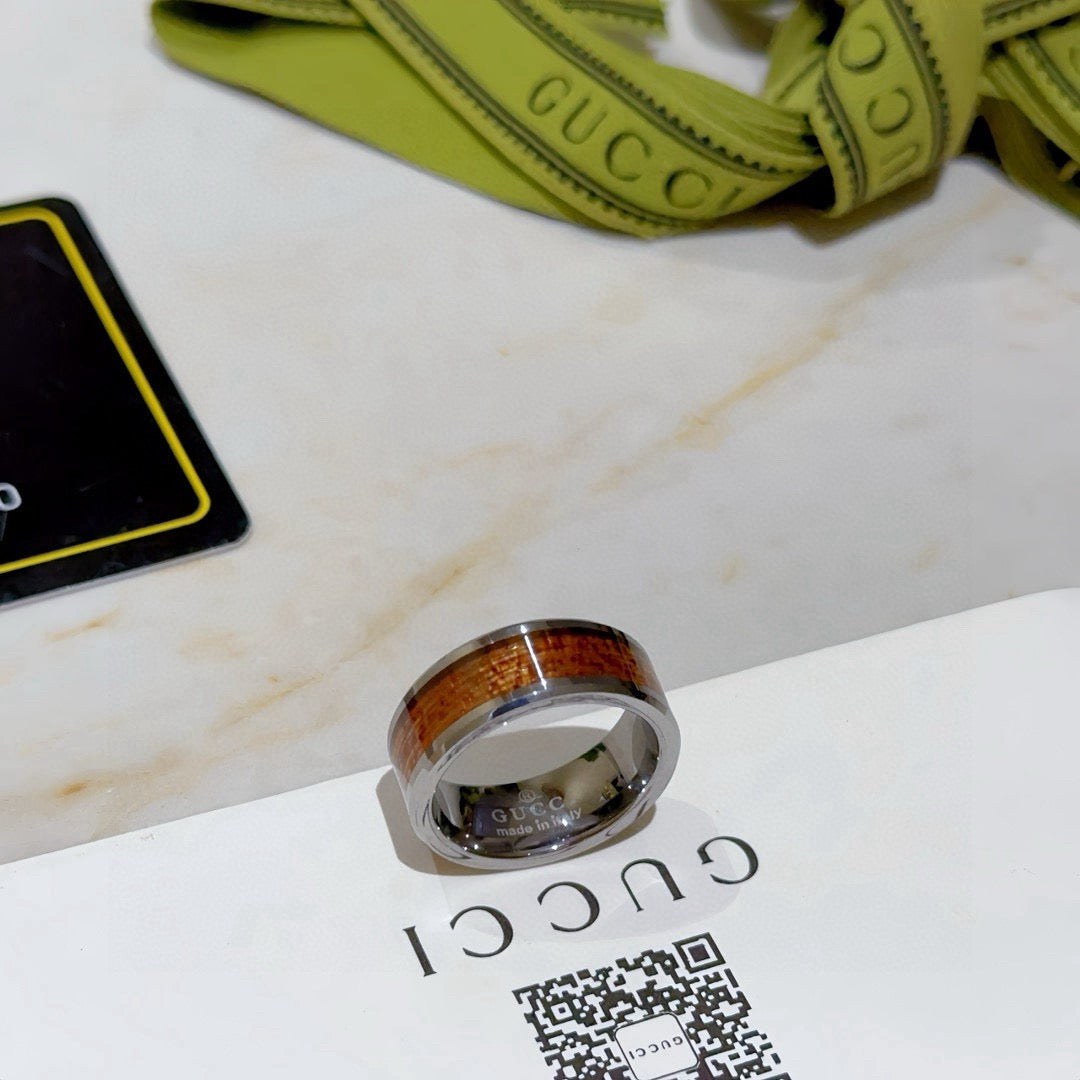 Martin Graham ring in polished metal-tone – close-up detail
