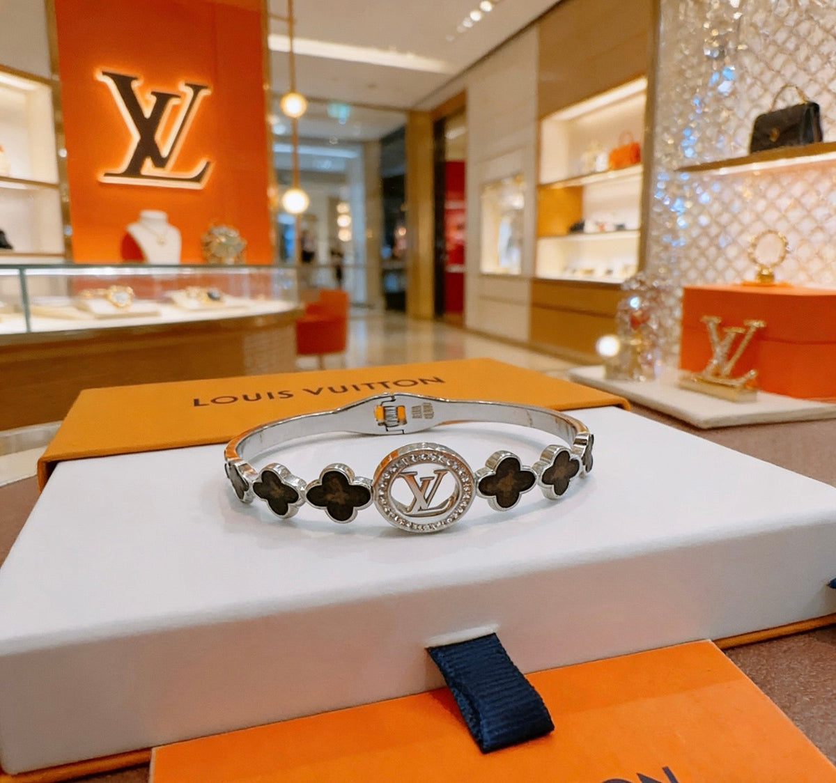 Martin Graham bangle in polished metal-tone – front product view