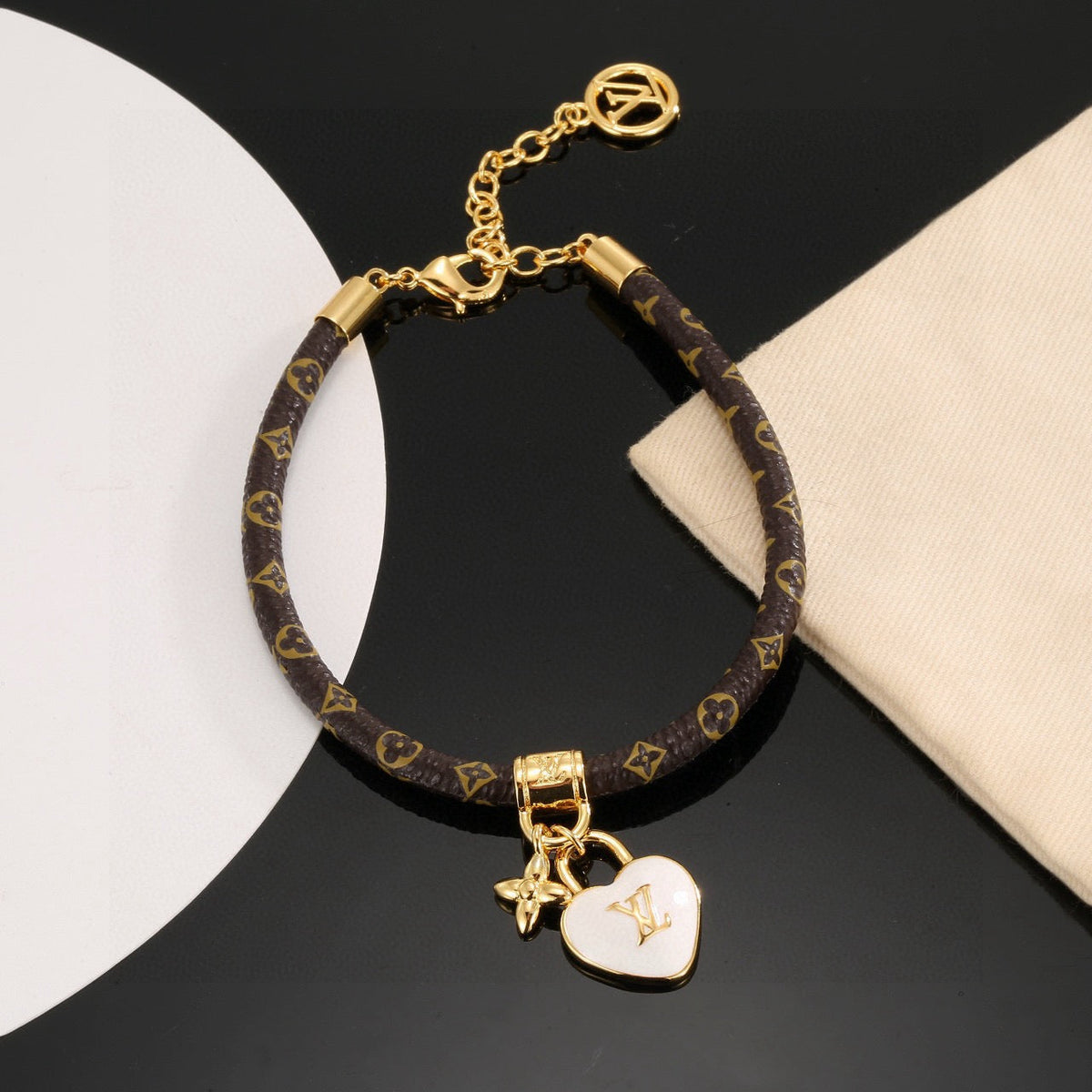 Martin Graham bracelet in polished metal-tone – front product view