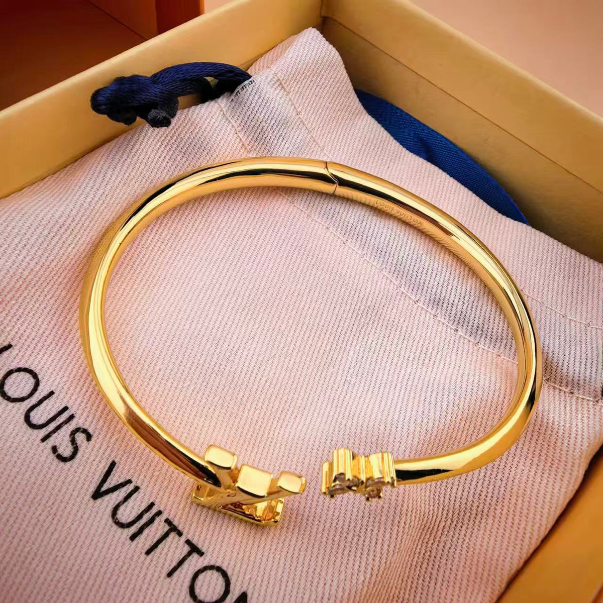 Martin Graham bangle in polished metal-tone – main product view