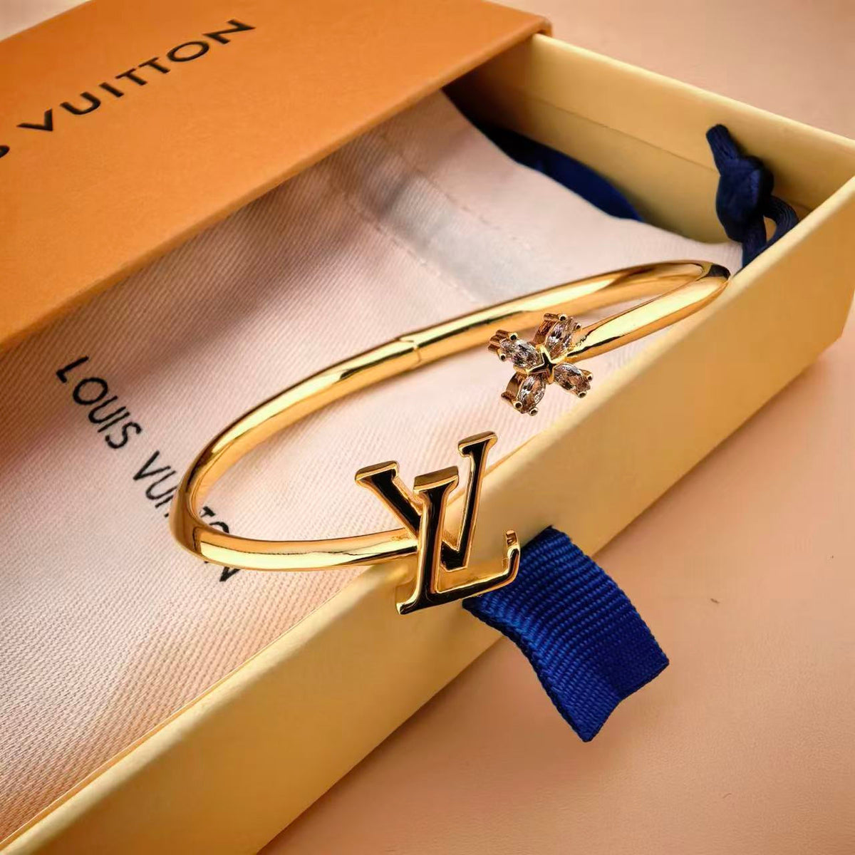 Martin Graham bangle in polished metal-tone – main product view