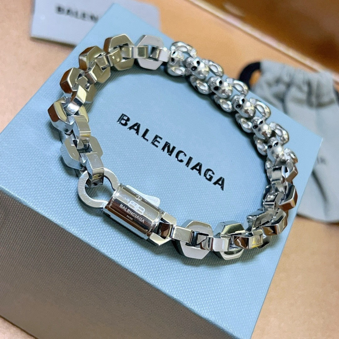Martin Graham bracelet in polished metal-tone – front product view
