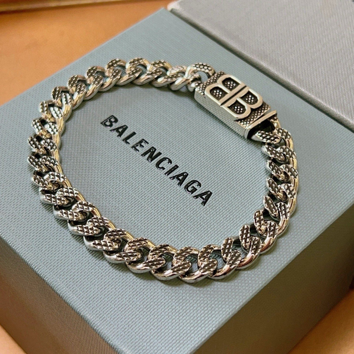 Martin Graham bracelet in polished metal-tone – front product view