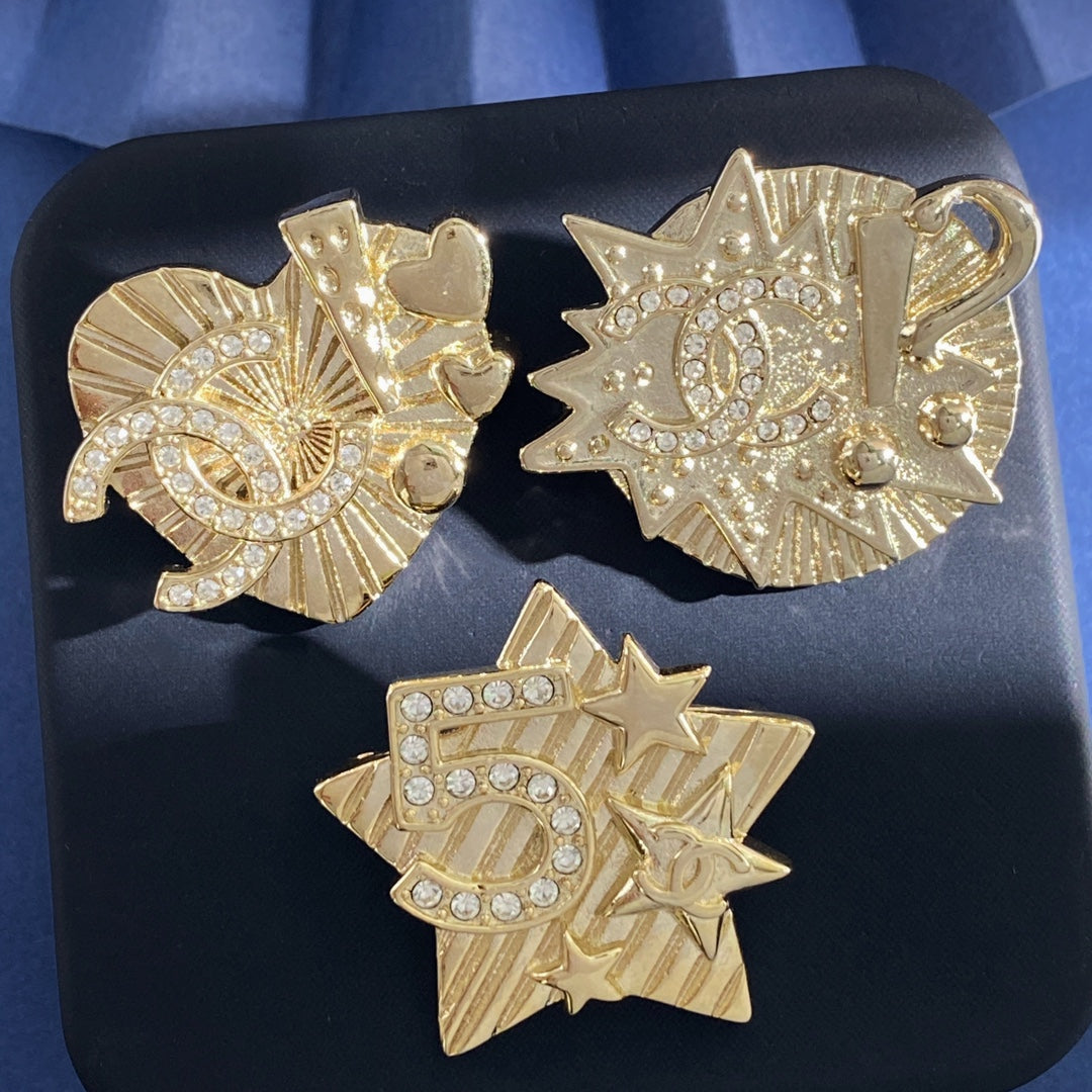 Martin Graham brooch in polished metal-tone – front product view