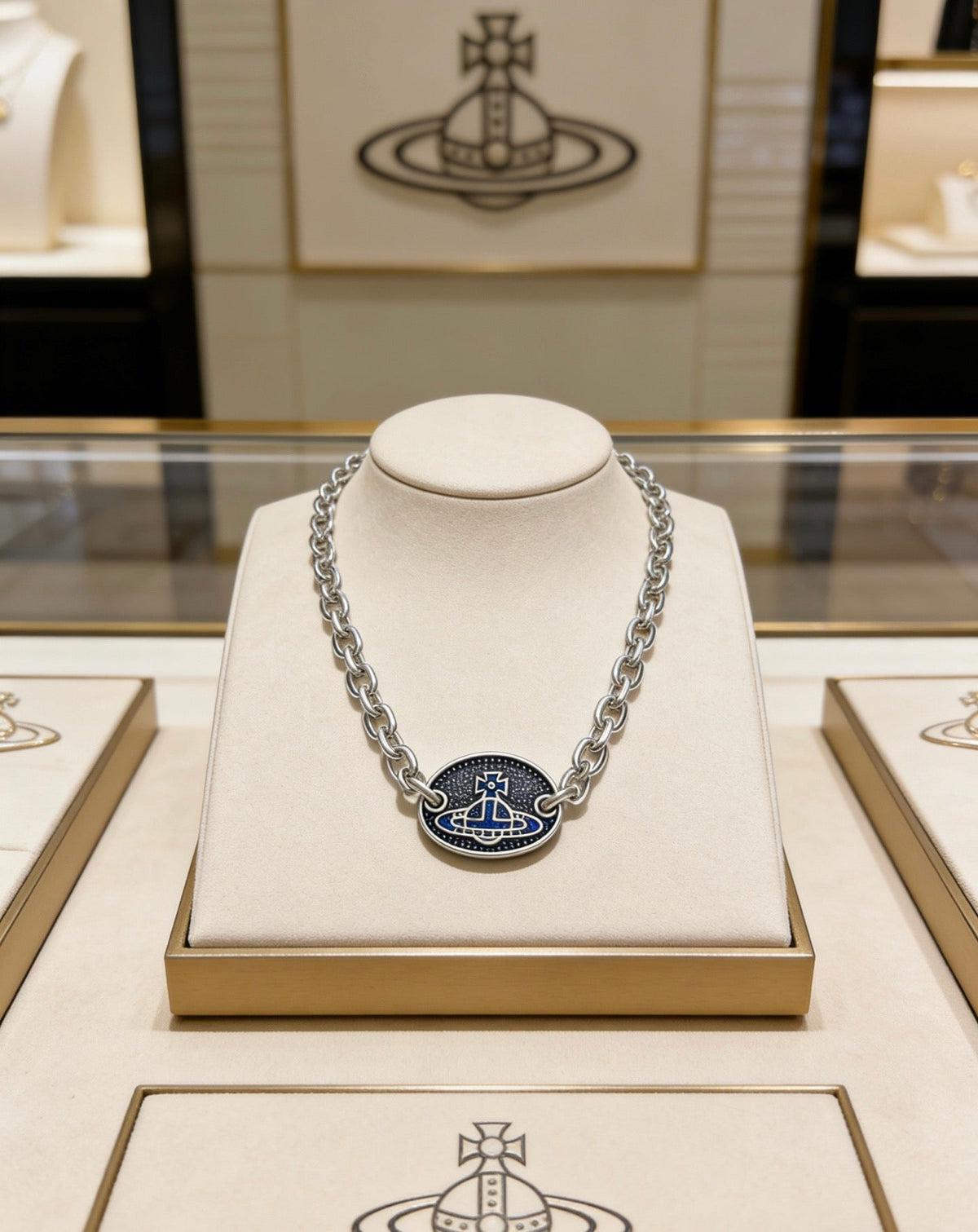 Martin Graham pendant necklace in polished metal-tone – detail view
