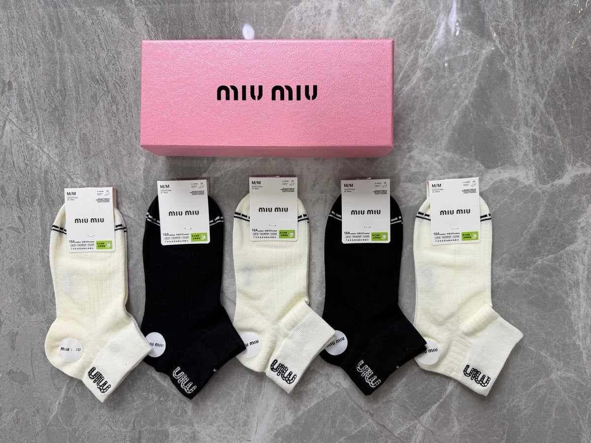 Miu Miu Clean Logo Details Ankle Socks
