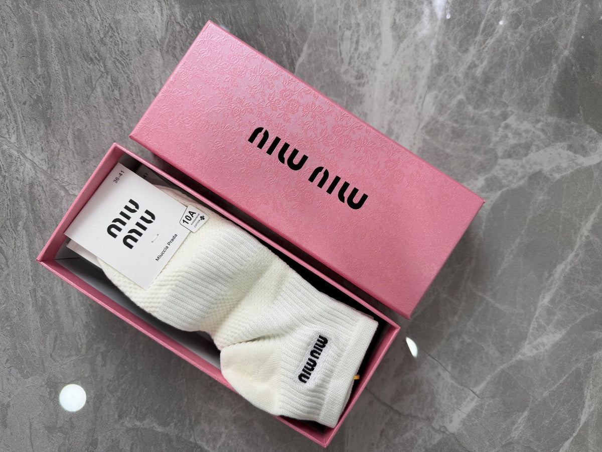 Miu Miu Clean Wordmark Details Ankle Socks