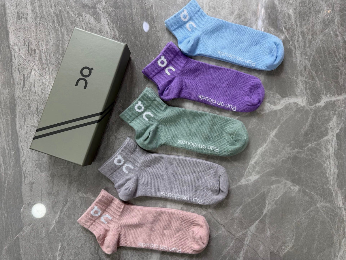 On Clean Performance-Style Logo Details Ankle Socks - 5-Pair Set