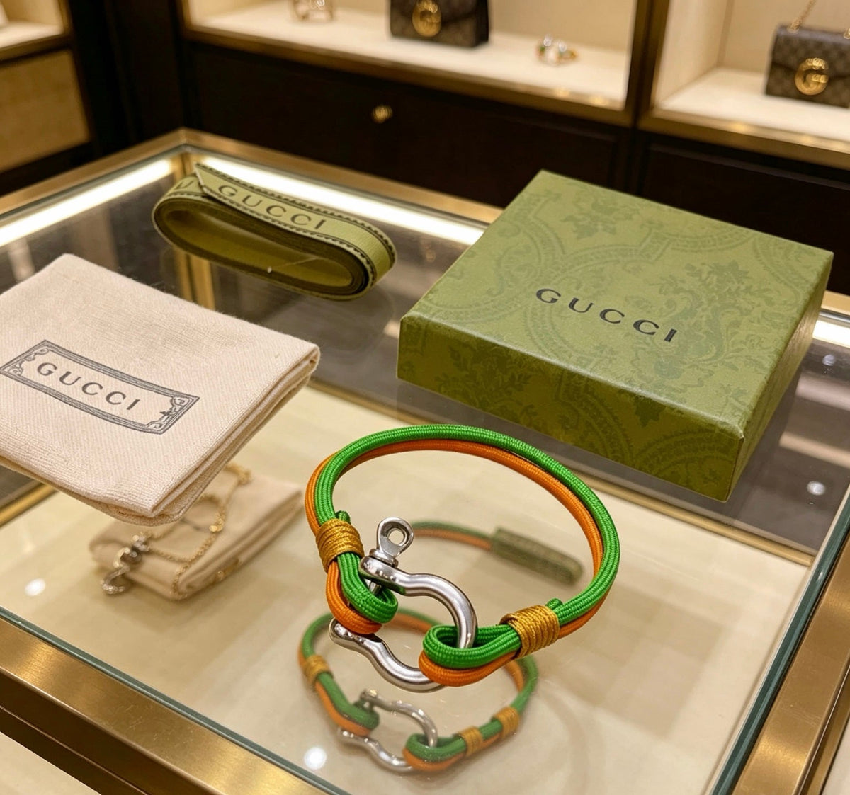 Martin Graham bangle in polished metal-tone – detail view