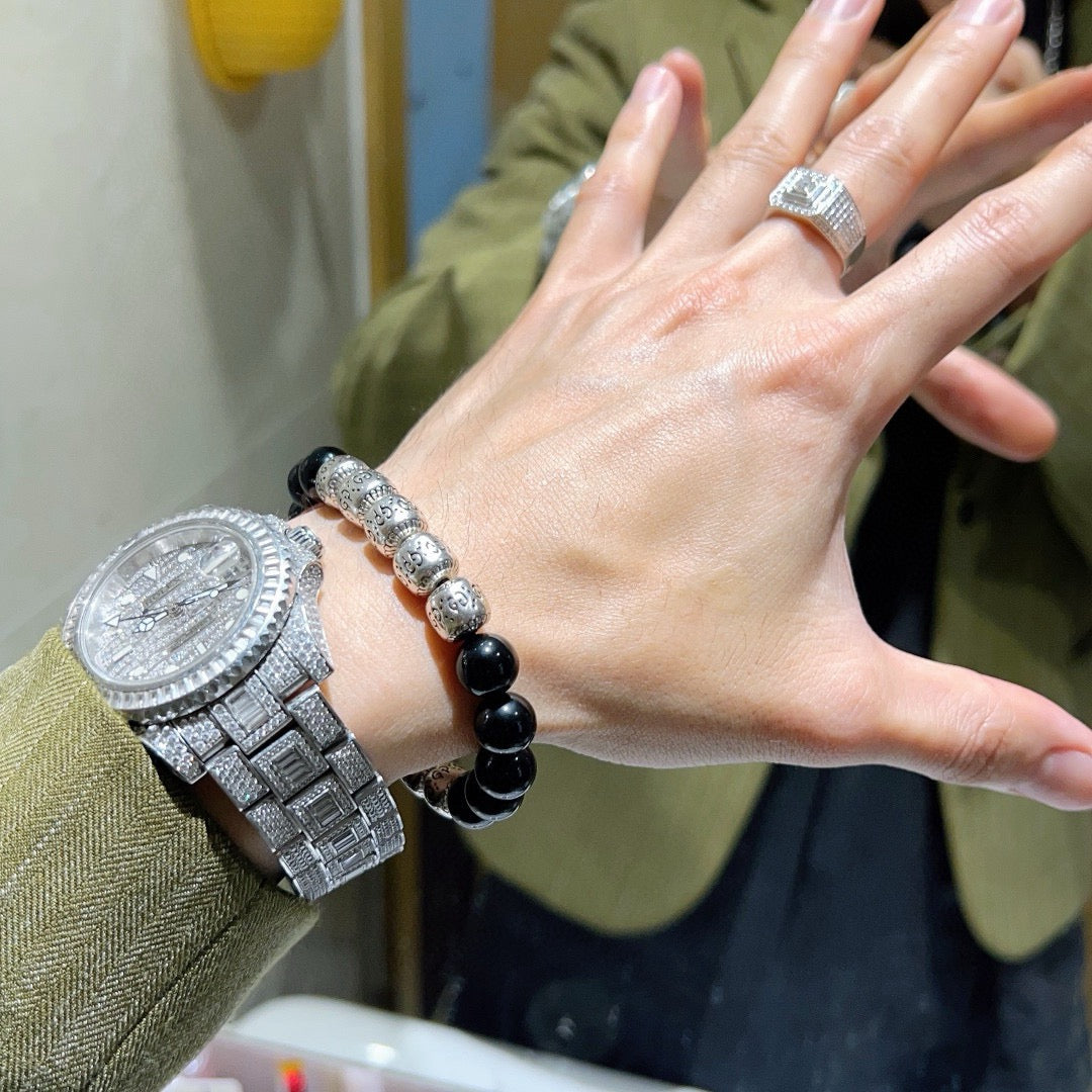 Martin Graham bracelet in polished metal-tone – detail view