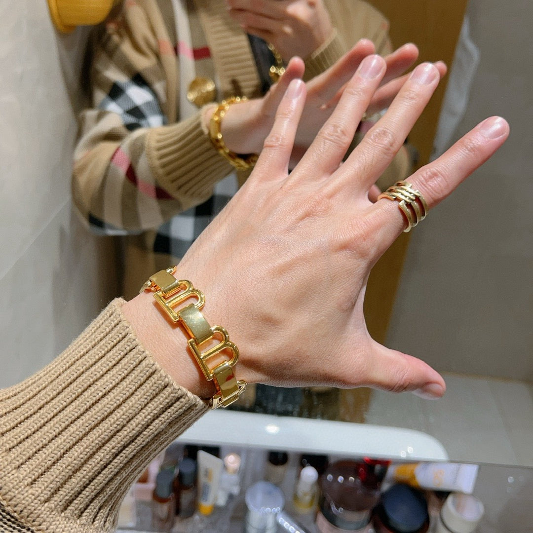 Martin Graham bracelet in polished metal-tone – main product view