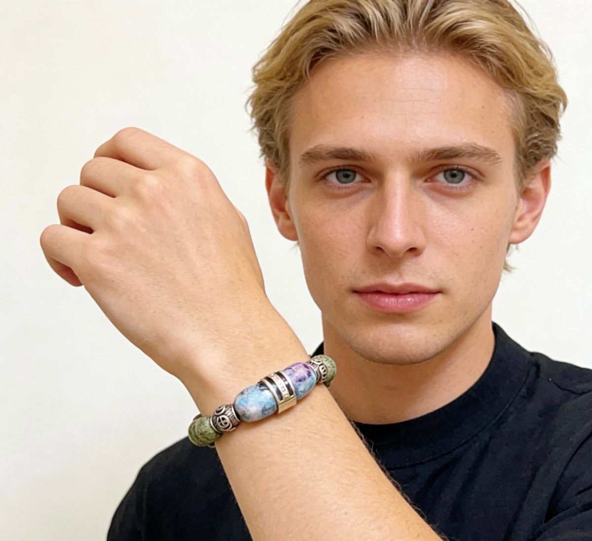 Martin Graham bracelet in polished metal-tone – front product view