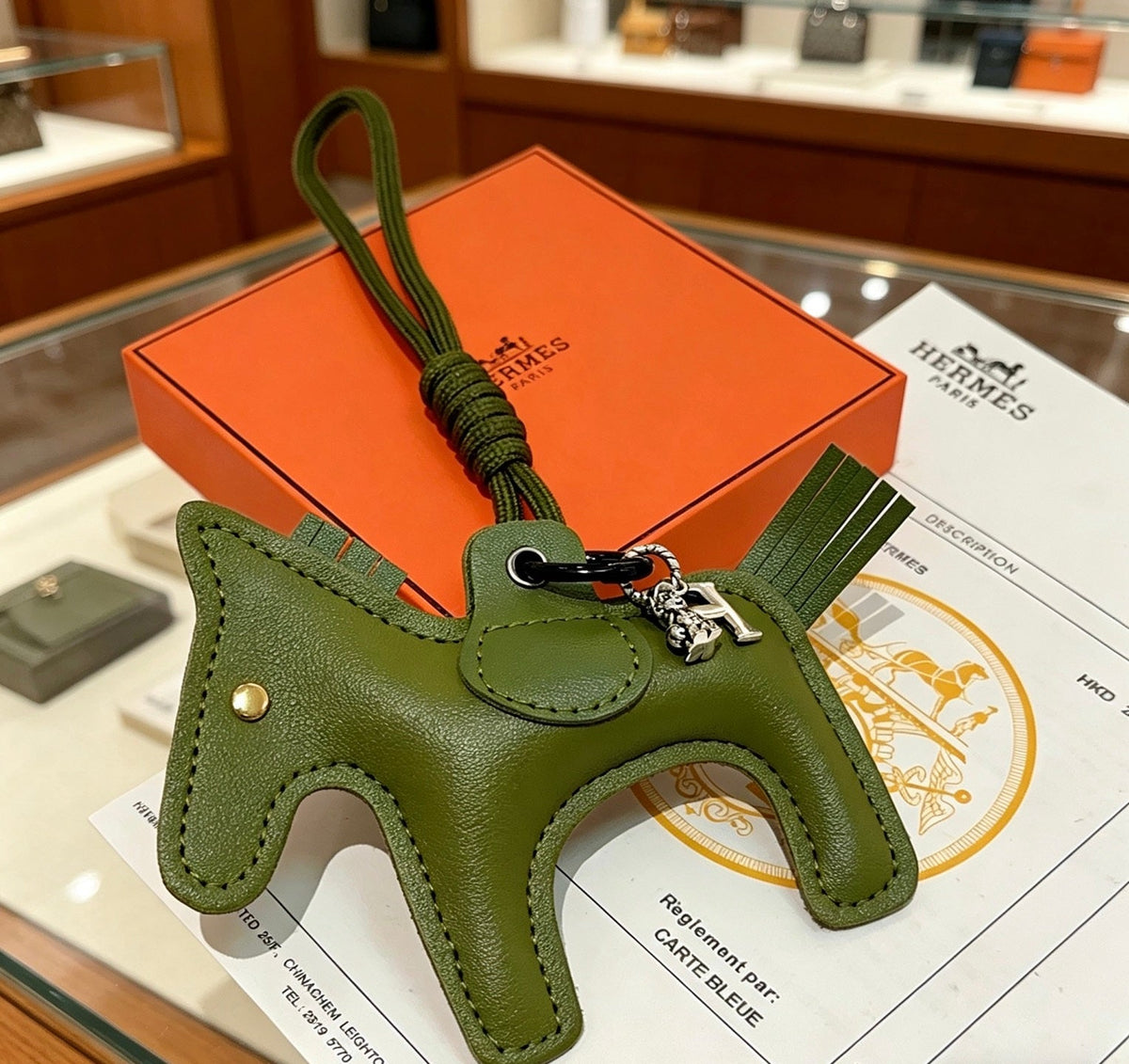 Martin Graham keychain in polished metal-tone – detail view