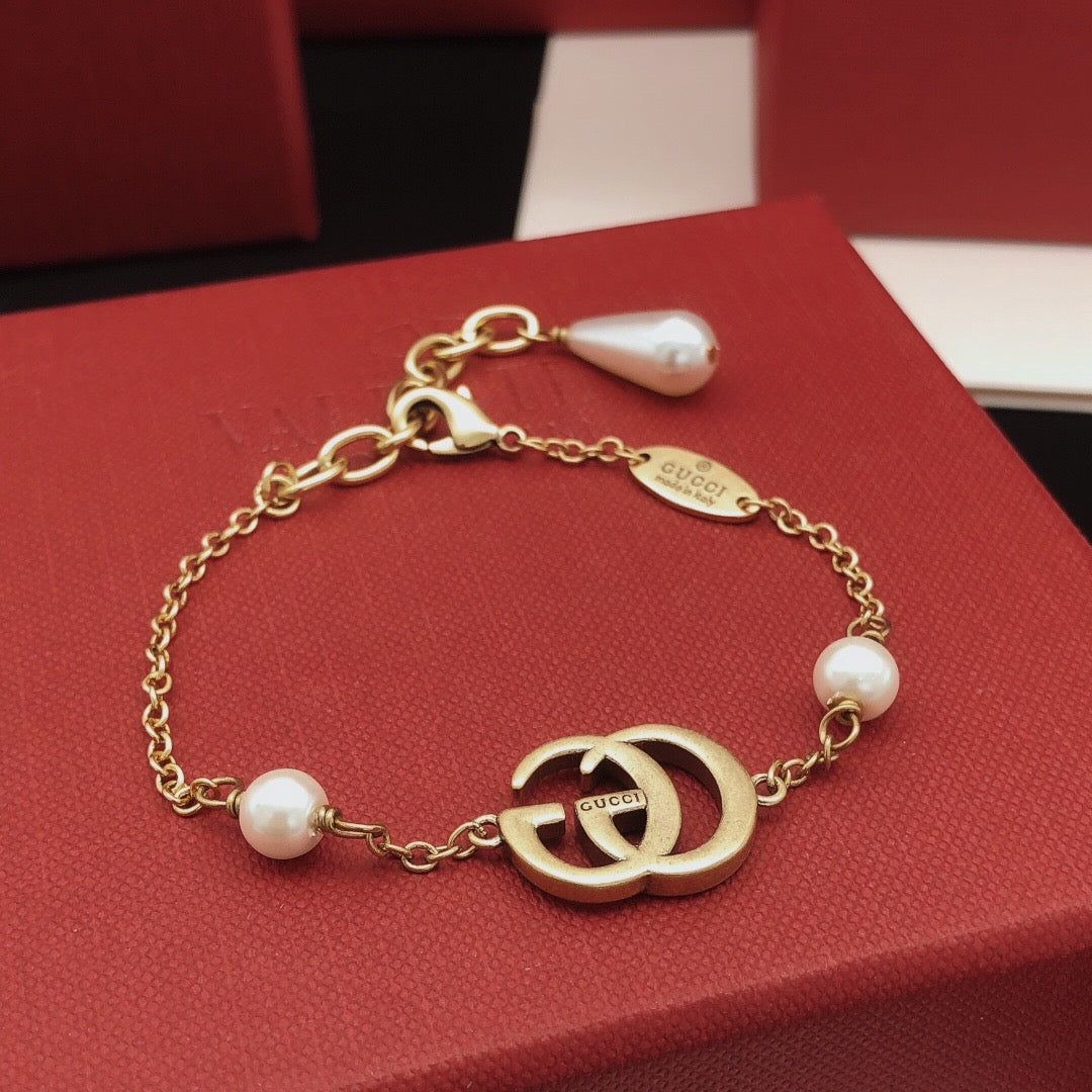 Martin Graham bracelet in polished metal-tone – front product view