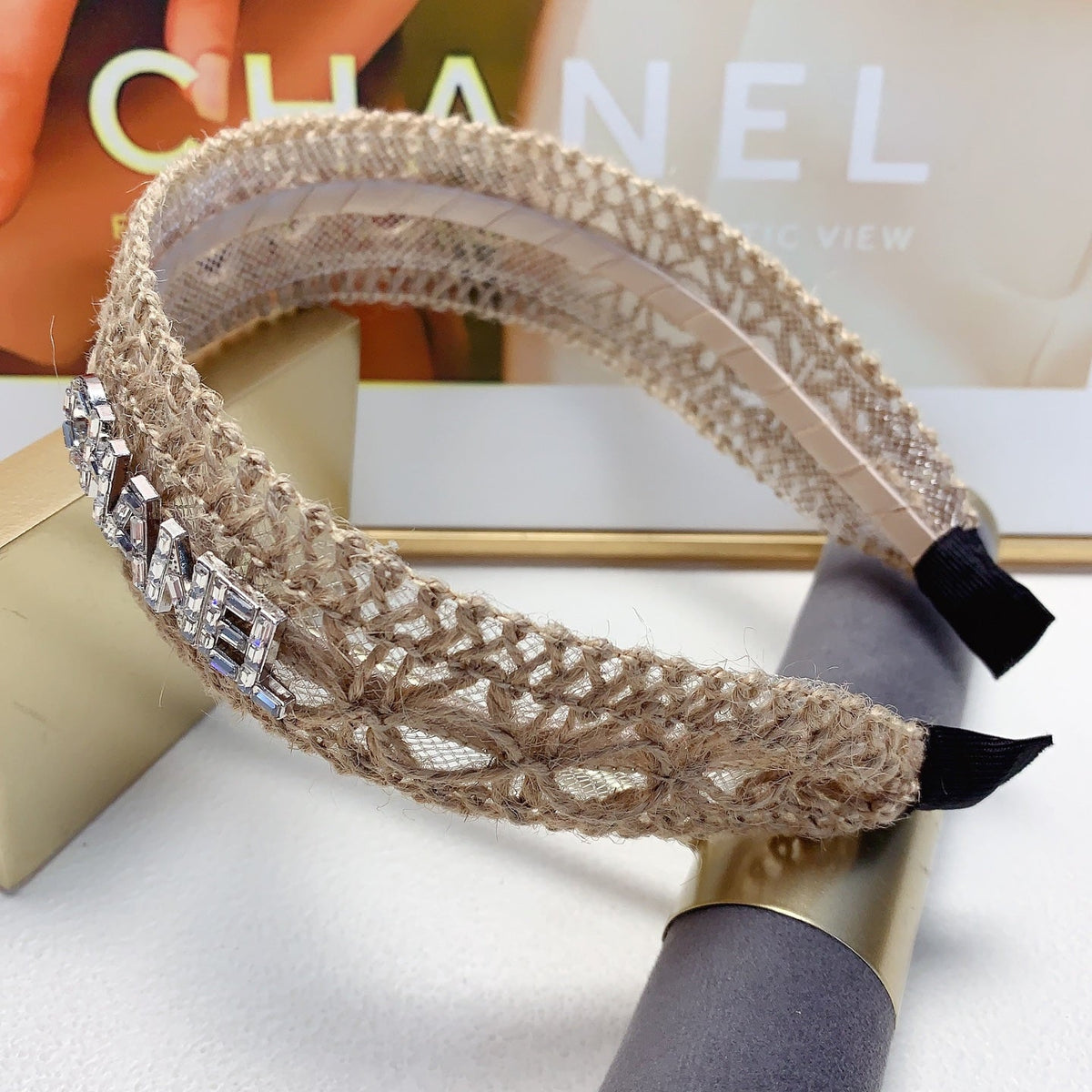 Martin Graham hair accessory in polished metal-tone – side detail