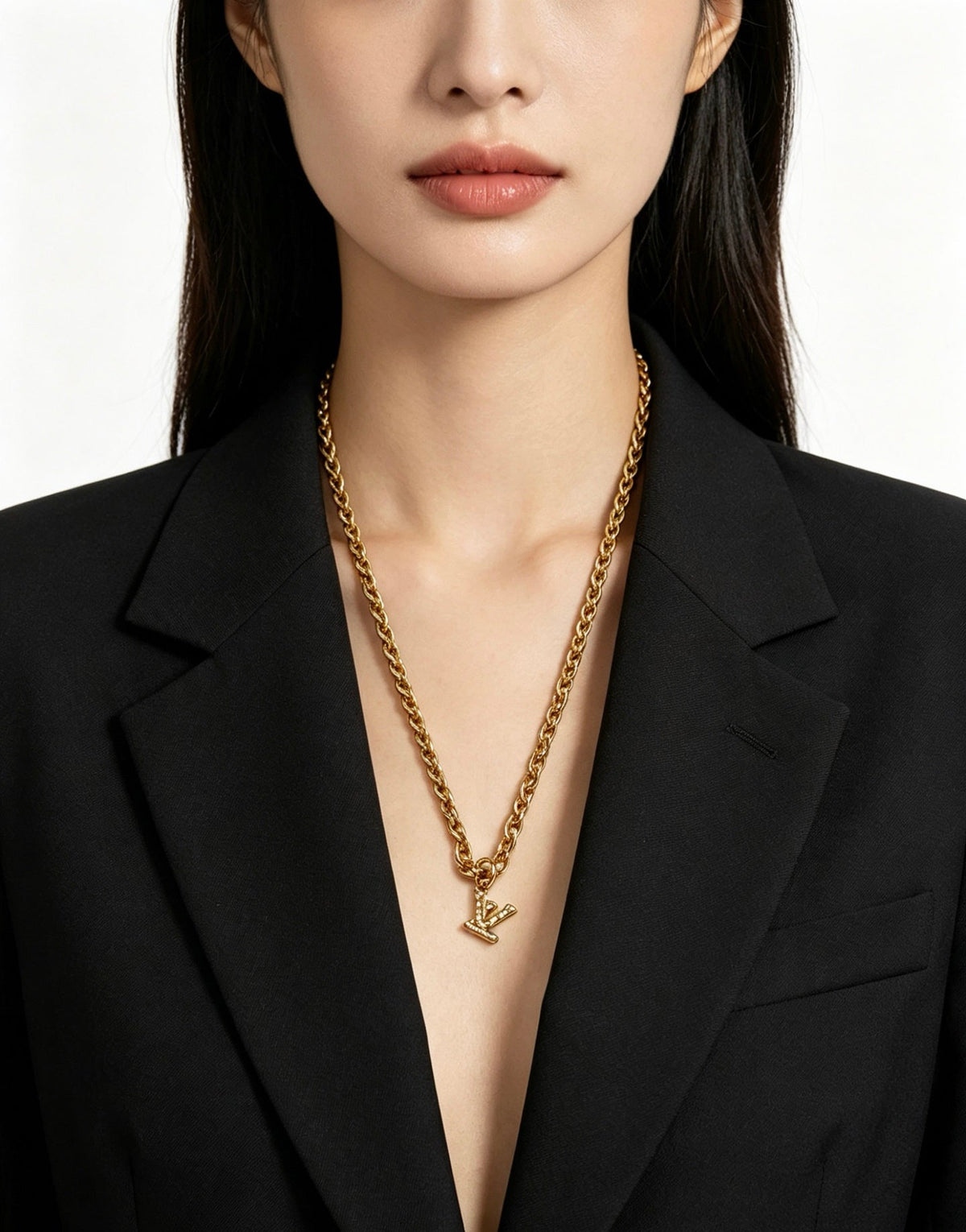Martin Graham pendant necklace in polished metal-tone – close-up detail