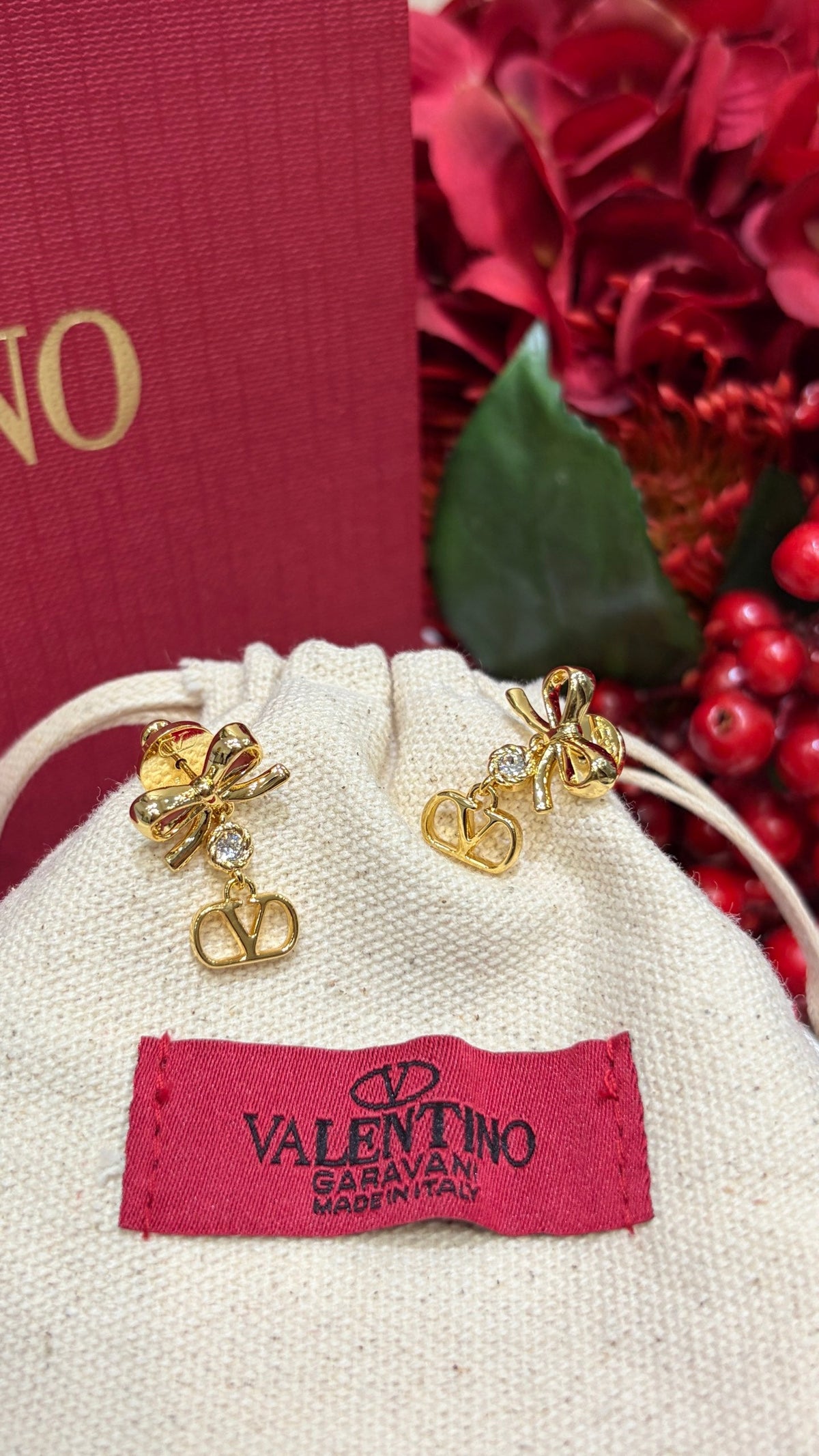 Martin Graham earrings in polished metal-tone – detail view