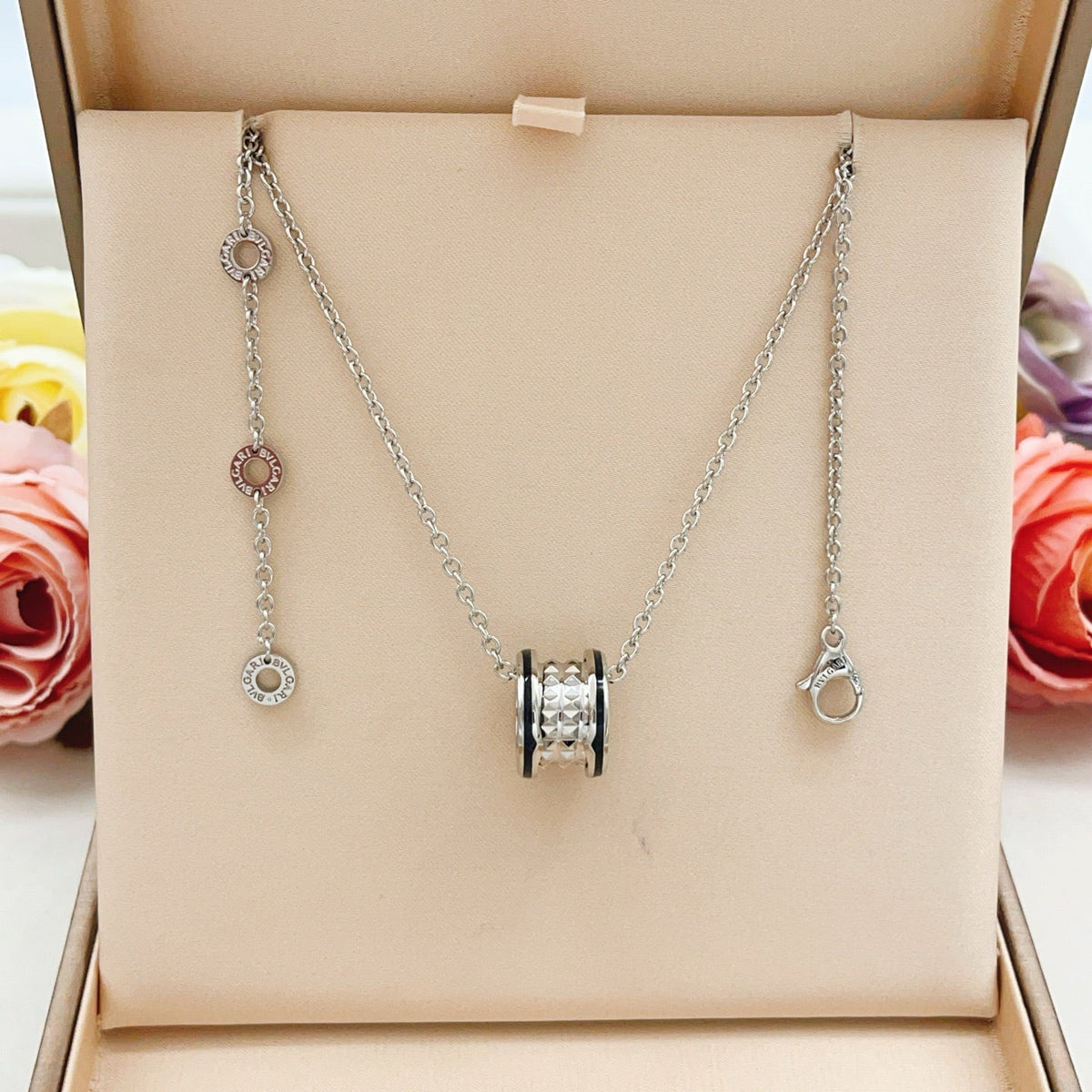 Martin Graham pendant necklace in polished metal-tone – front product view
