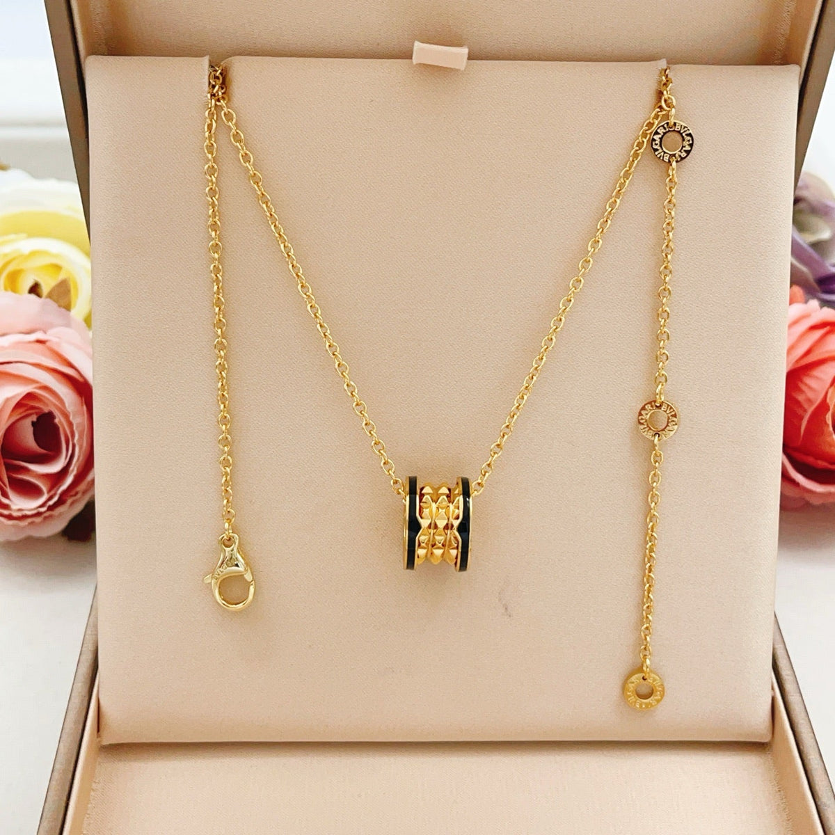 Martin Graham pendant necklace in polished metal-tone – front product view