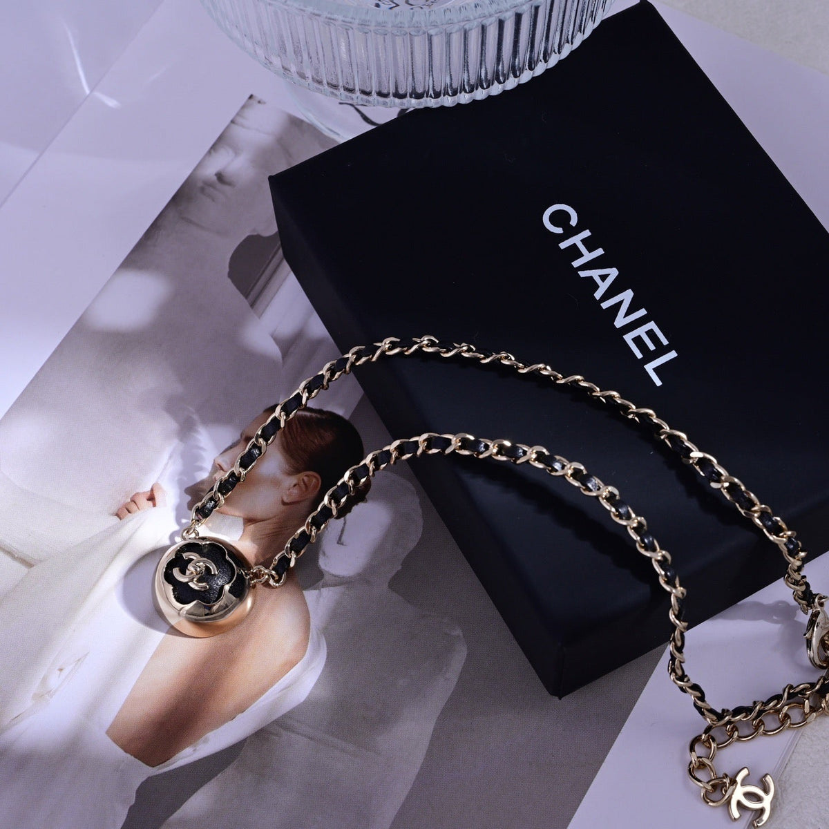 Martin Graham pendant necklace in polished metal-tone – detail view