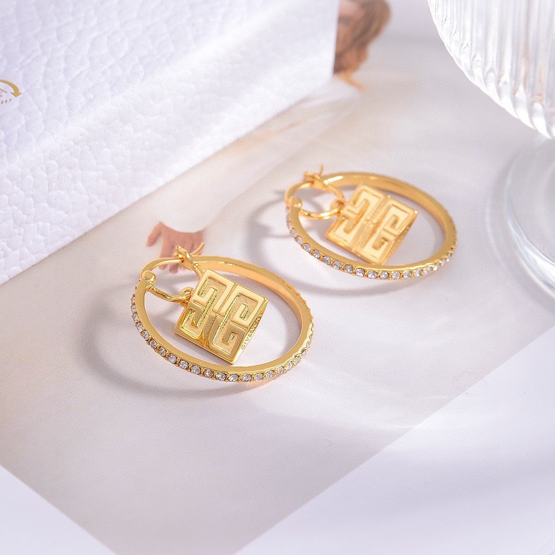 Martin Graham earrings in polished metal-tone – side detail