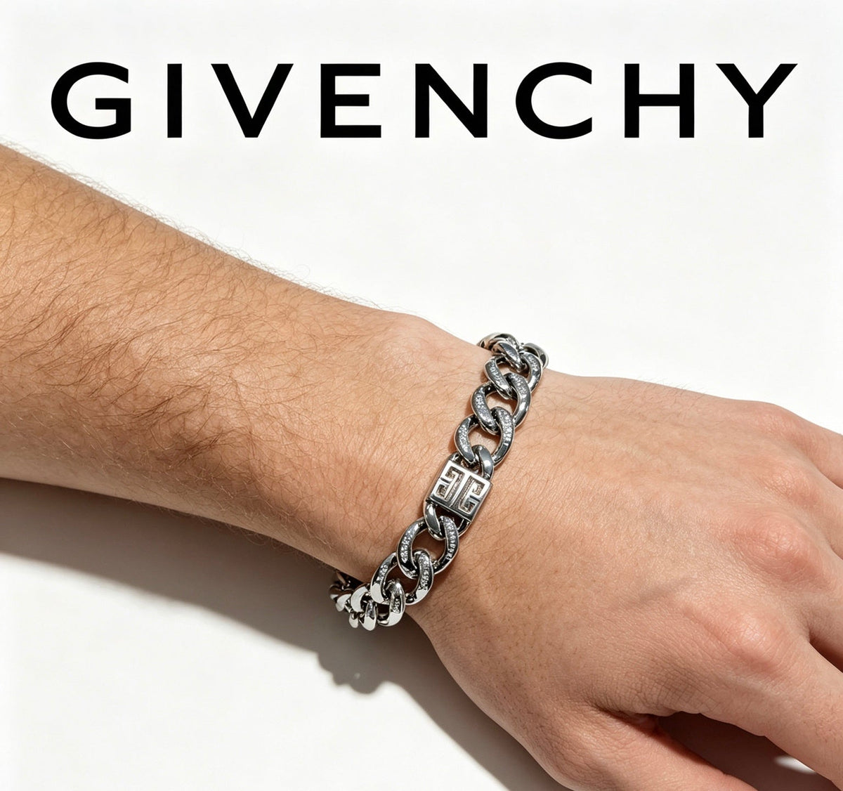 Martin Graham bracelet in polished metal-tone – detail view