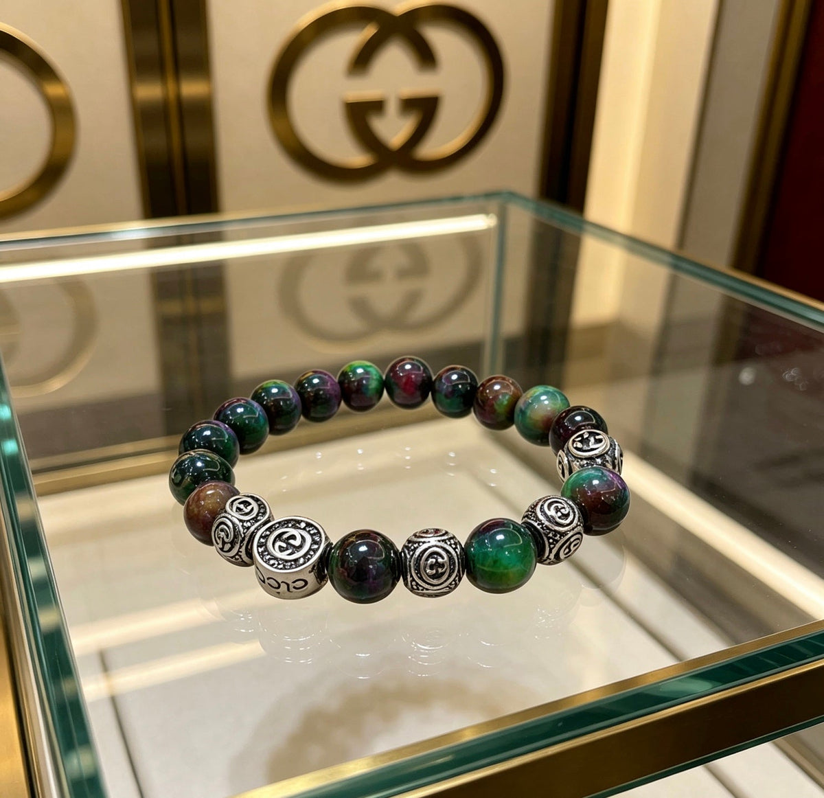 Martin Graham bracelet in polished metal-tone – close-up detail
