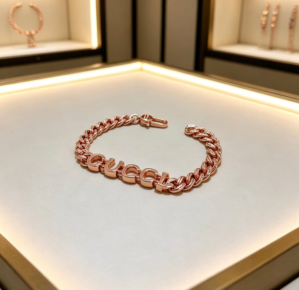 Martin Graham bracelet in polished metal-tone – side detail